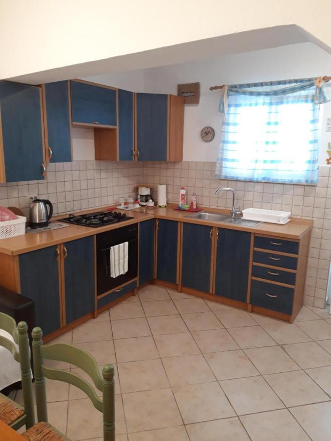 Apartment Perla Pirovac Bagian luar foto